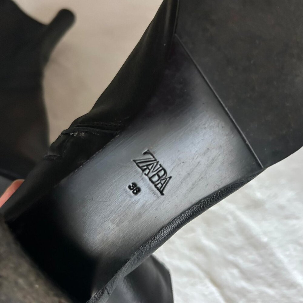 ZARA Black genuine Leather Block Heeled Soft Ankle Boots stretch US 7.5 EUR 38 - Picture 7 of 11